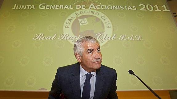 Pernía, citado a declarar como testigo en la causa del Racing para el día 29