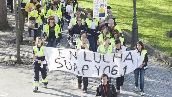 Los trabajadores durante la manifestación de días pasados