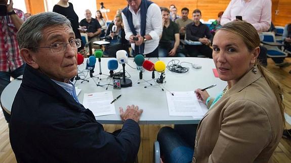CastroVerde y PSOE hacen oficial su pacto en Castro