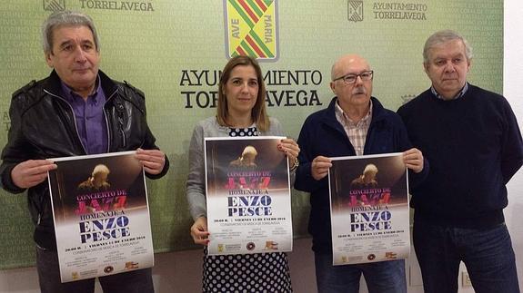 Presentación del homenaje