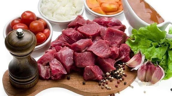 Técnicas culinarias de la carne, con sus trucos, guarniciones e ingredientes.