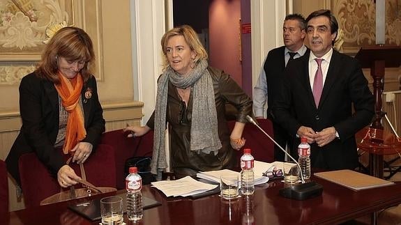 Concejales del PP de Torrelavega durante el último Pleno