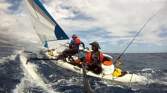 Imagen de archivo de Quico Taronjí en otra de sus travesías, con un trimarán.