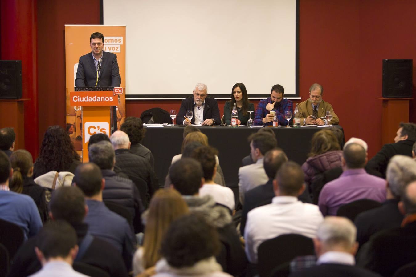 Asamblea de Ciudadanos en Cantabria.