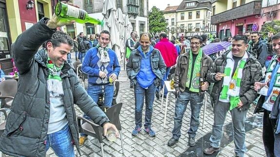 Los bares y terrazas de la localidad tuvieron un gran ambiente.