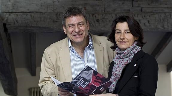 Richard Peña y Fátima Sánchez, minutos antes de presentar el ciclo sobre cine polaco en la Fundación Botín.