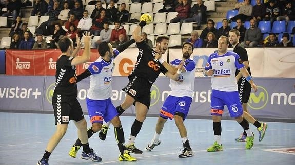 El Granollers arrolló al Go Fit, en Santander, en el partido de la primera vuelta.