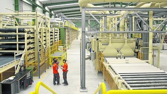 En 2012, la fábrica de Orejo fue adquirida en 14,5 millones por el grupo alemán Fermacell.