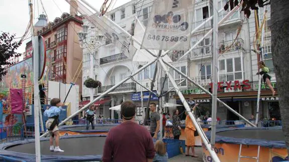 Las barracas de la Semana Grande se han instalado en los últimos años en el Parque Amestoy.