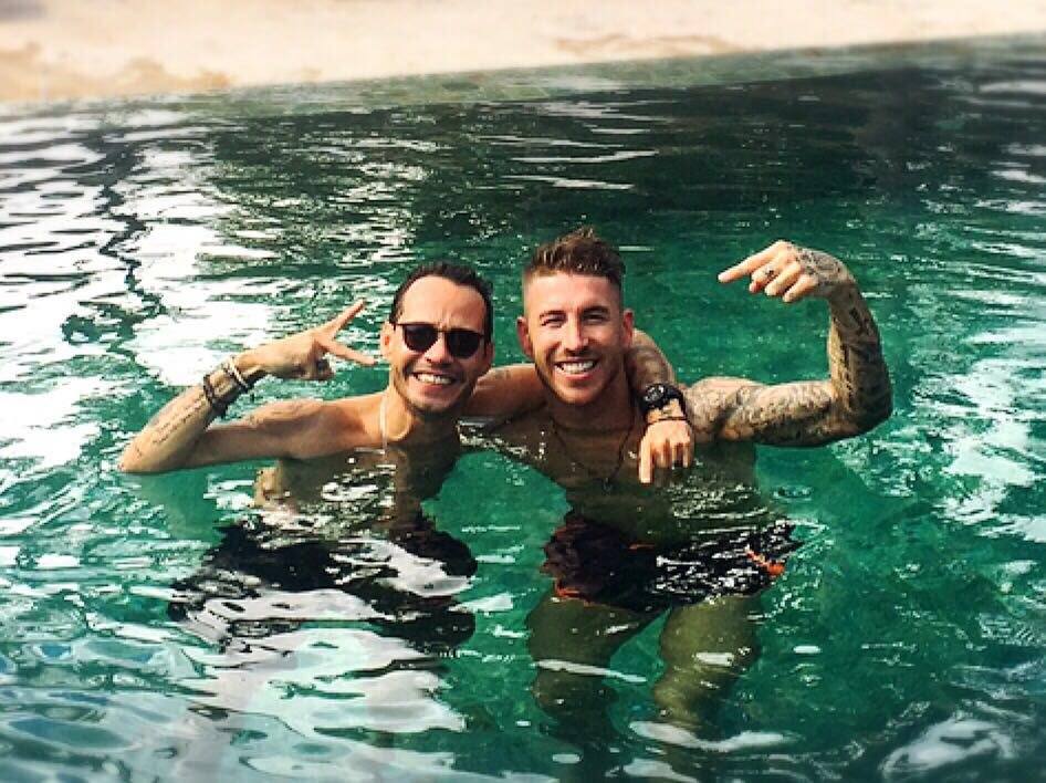 Marc Anthony y Sergio Ramos.