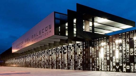 Vista nocturna de El Malecón