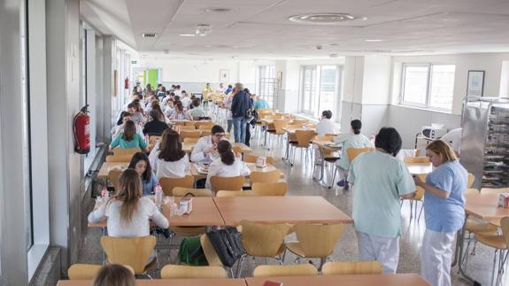 Cafetería de Valdecilla Sur.