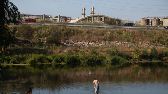 Los vecinos han solicitado a Medio Ambiente y a Industria las actas e informes de las inspecciones ambientales