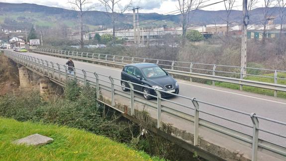 La obra en el puente Ranero es "esencial a la espera de la ronda de circunvalación" ha dicho el alcalde