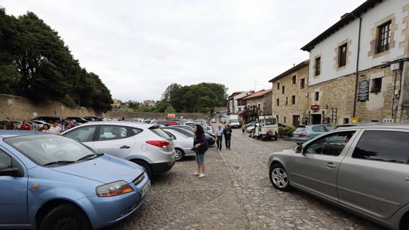 El fraude de los tiques de aparcamiento se cometiócon los vehículos que estacionaban en los espacios municipales habilitadospara tal fin.