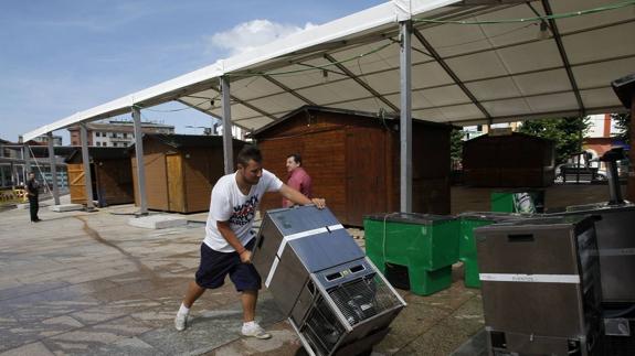 Casetas instaladas en la plaza de La Llama el pasado mes de agosto con motivo de la Feria de Día.