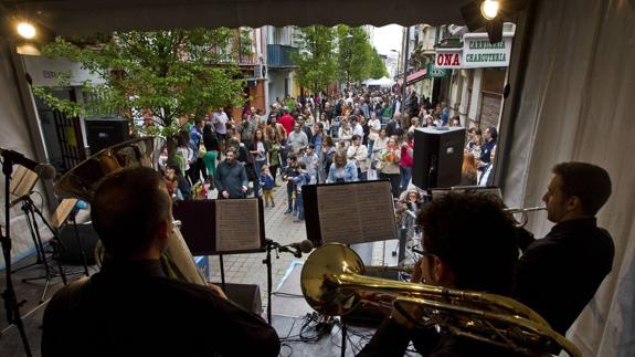 Convocatoria popular de Sol Cultural, una de las asociaciones firmantes de la demanda.