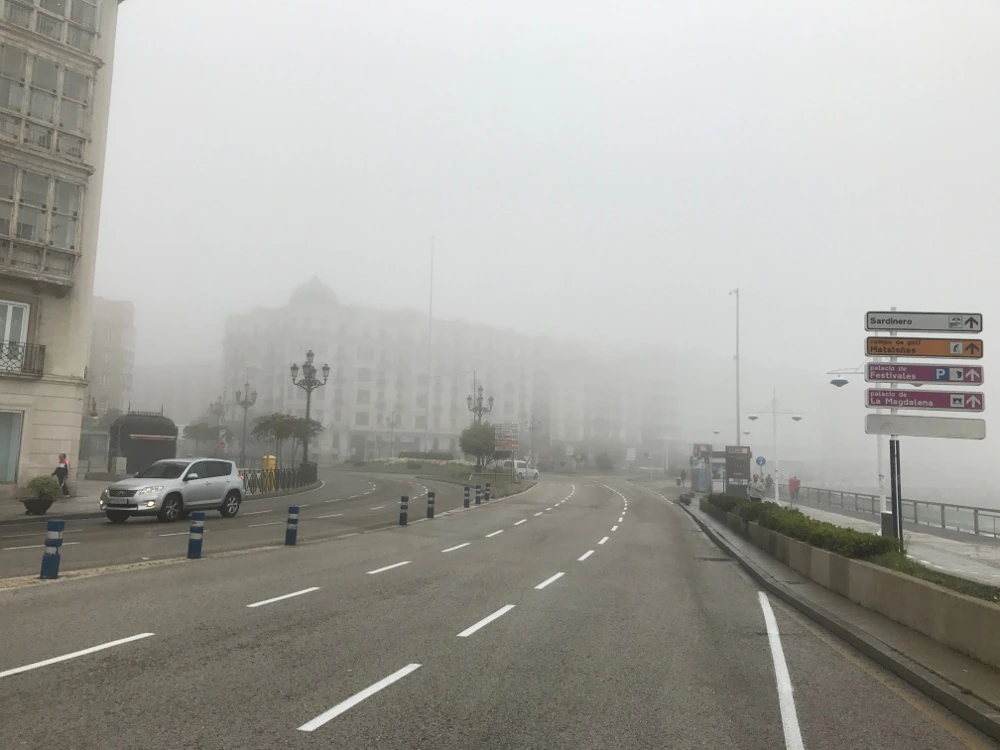 La visibilidad en Santander a primera hora del día era prácticamente nula.