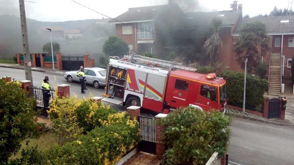 Imagen de la casa incendiada.