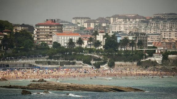 Vista de la zona residencial de El Sardinero, pegada a las playas.