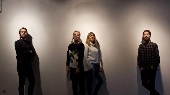 p Pablo Quintana, artista y comisario; Miguela Sainz-Guerrero, comisaria de la muestra; Luisa Díaz, gerente de Inder Espacio, y Álvaro Porras Soriano, artista.