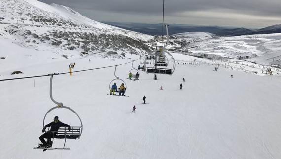 Alto Campoo abre dos nuevas pistas y suma ya 18,5 kilómetros esquiables