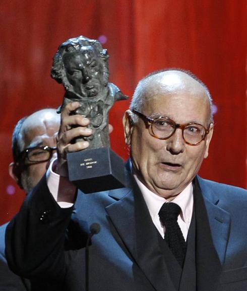 Mario Camus, en 2011, recoge el Goya de Honor a toda su carrera