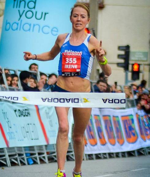 Irene Pelayo, a su llegada a la meta en Granollers. 