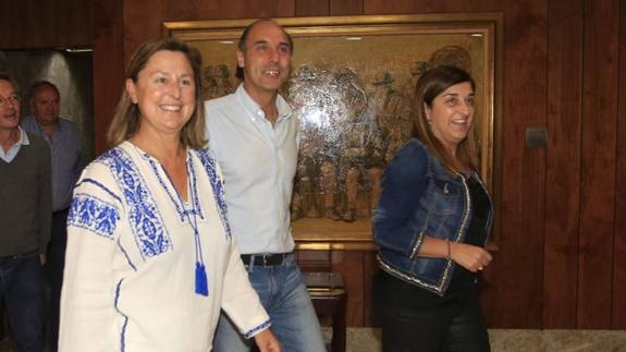 "Aferrarse al pasado no es la mejor manera de afrontar al futuro", dice Ana Madrazo