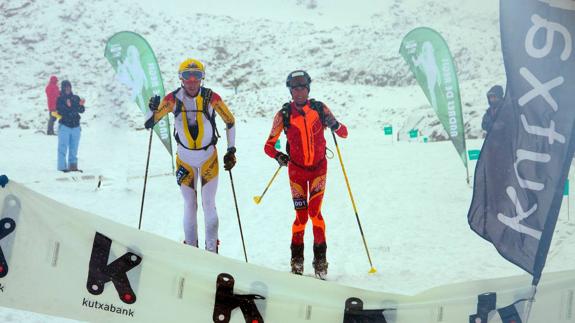 Los franceses Wilfrid Jumère y Loic Thevin entran ganadores en la prueba disputada el sábado.