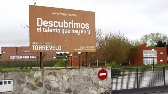 El colegio concertado Torrevelo-Peñalabra, en Mogro.