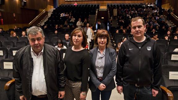 Félix, Arancha, Pilar y Sergio ofrecieron sus testimonios durante la jornada organizada por Ascasam. 