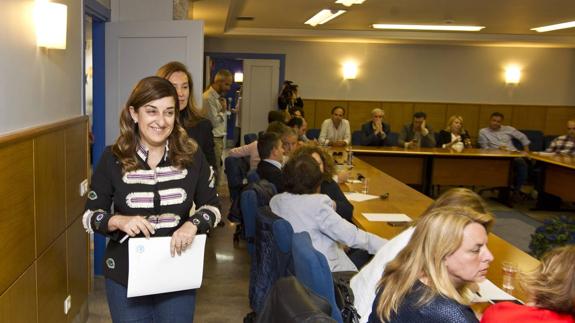 María José Sáenz de Buruaga, a su llegada a la reunión del comité ejecutivo del PP cántabro, este martes.