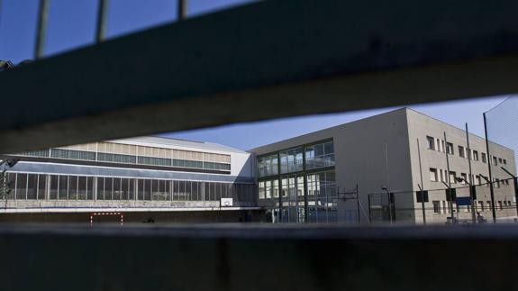Educación acepta la dimisión del director del IES Alberto Pico por los recortes de profesores