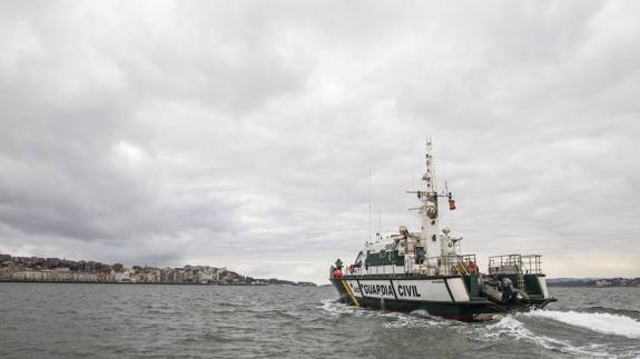 Imagén de archivo de una patrullera de la Guardia Civil