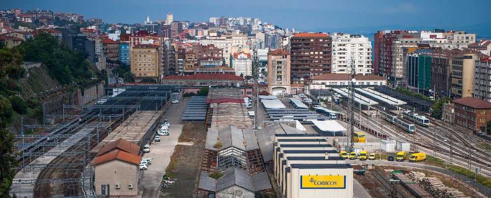 Cuando estén unificadas todas las vías férreas junto a las que ahora gestiona Renfe, el espacio resultante se tapará. 