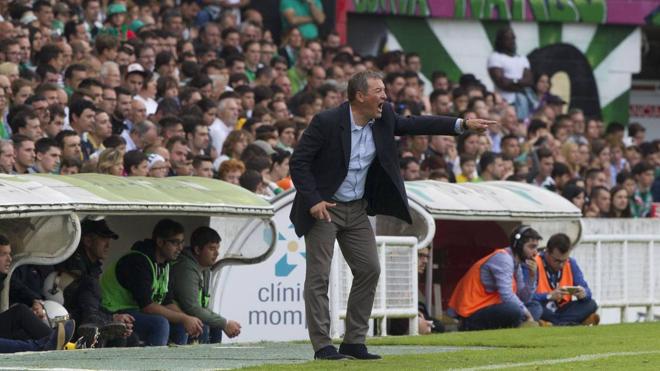 Ángel Viadero, en el partido ante el Villanovense.