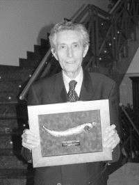 González-Echegaray, homenajeado por la Sociedad Prehistórica