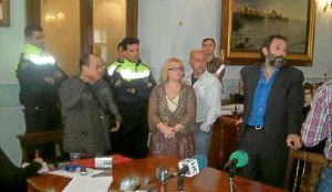 Fernando Urruticoechea, a la derecha, en una imagen de archivo de una sesión plenaria. / DM