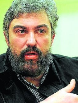 Vicente Vega rodará un documental sobre los crímenes de cuatro nazis vivos