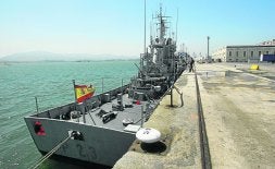 Los tres patrulleros del Cantábrico se despiden haciendo escala en los puertos