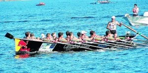 El remo cántabro inicia la conquista de La Concha