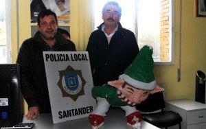 A Cañadío, con el gnomo de Pombo