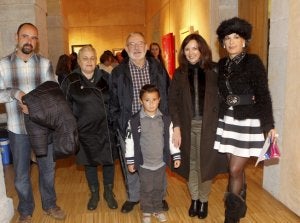 Emilio Peña, Ana Ruiz, Juan Ignacio Goitia con Marcos, Gema González y Rosa Mari Coira.