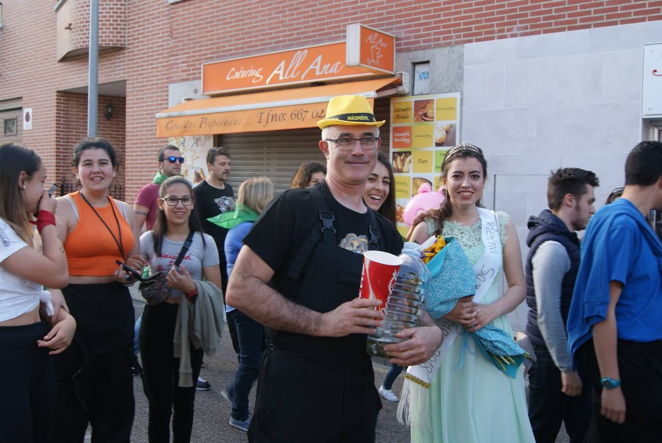 Pregón y desfile de peñas de fiestas de La Flecha 