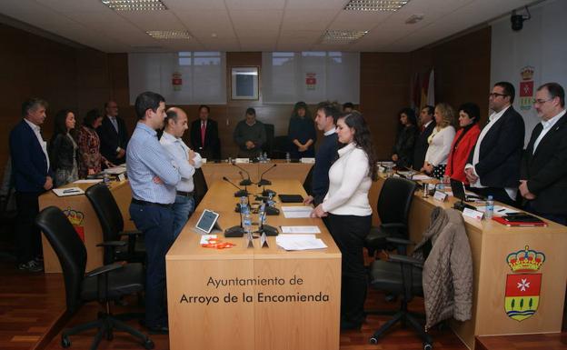 Minuto de silencio en memoria de Laura Luelmo. 