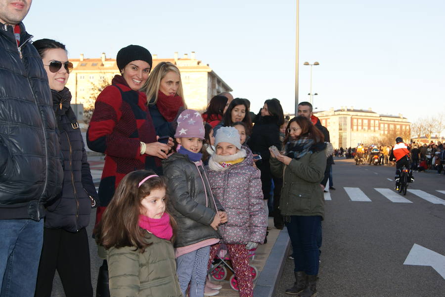 Fotos: Cabalgata de Reyes Magos de Arroyo de la Encomienda