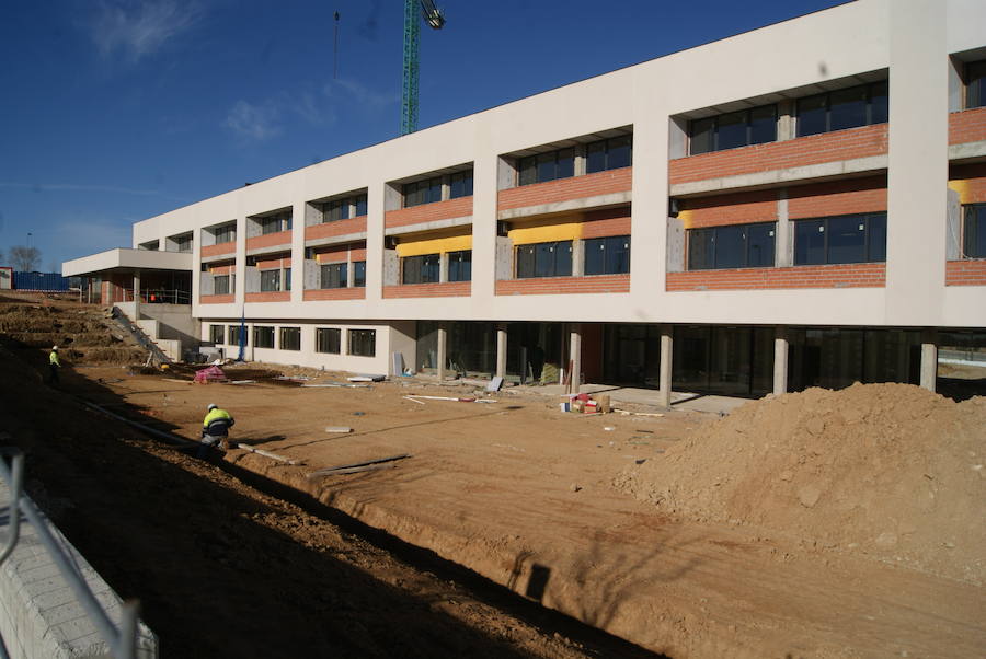 Fotos: Visita obras nuevo instituto de Arroyo