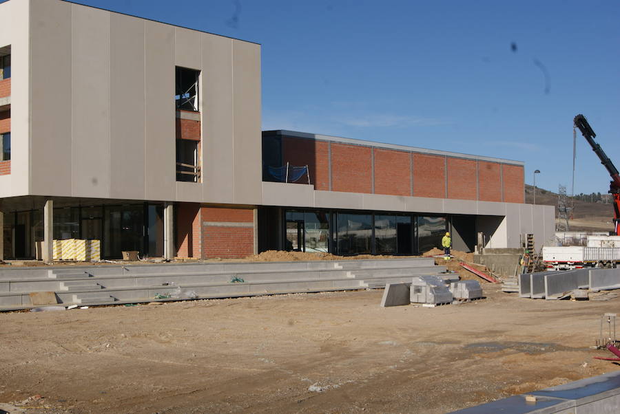 Fotos: Visita obras nuevo instituto de Arroyo