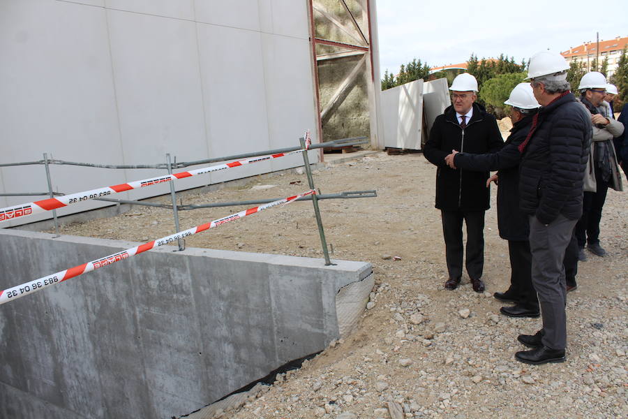 Fotos: Visita institucional a las obras de la Casa de la Música y el Teatro de Arroyo de la Encomienda